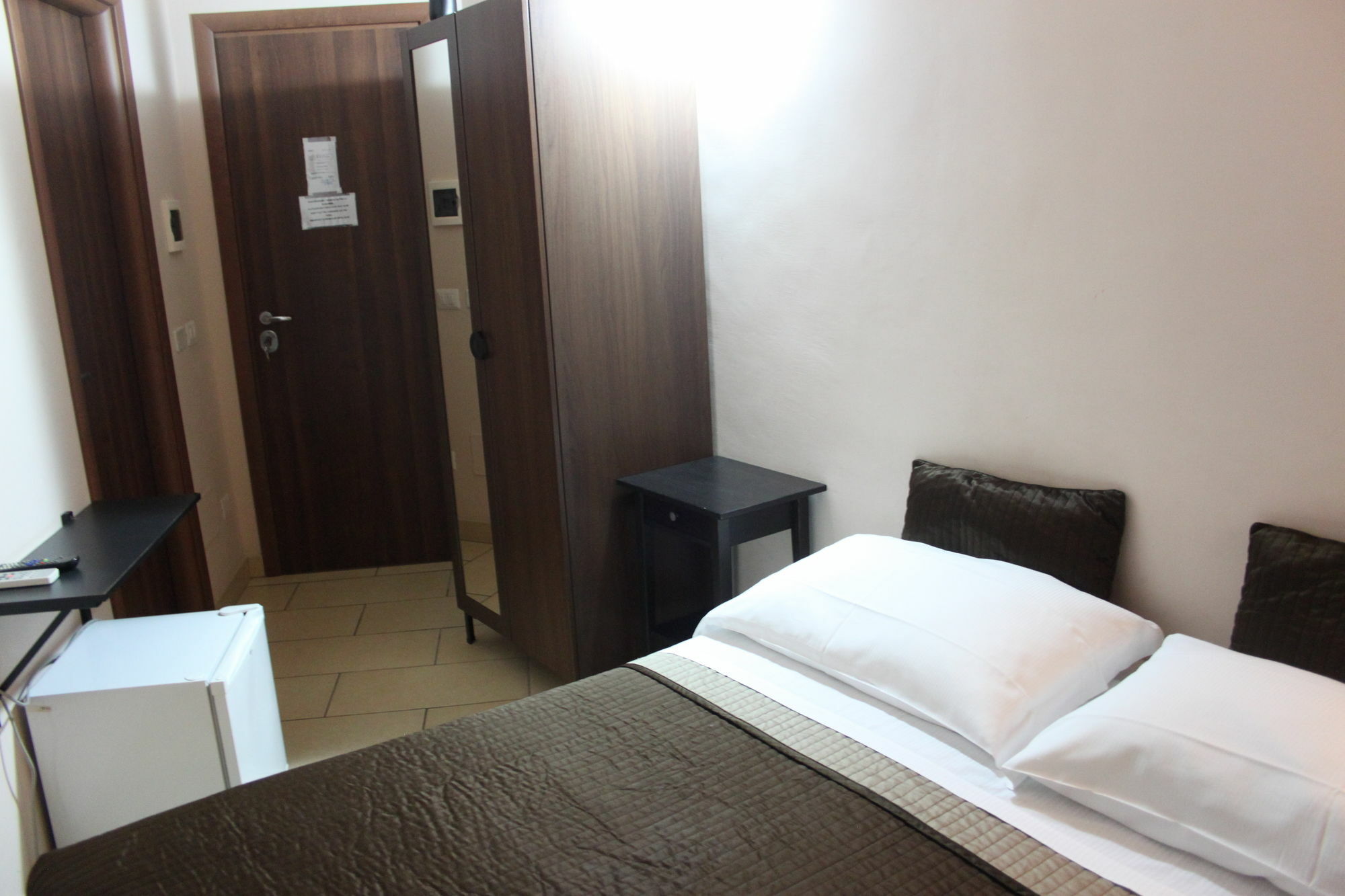 San Lorenzo Rooms Roma Exterior foto